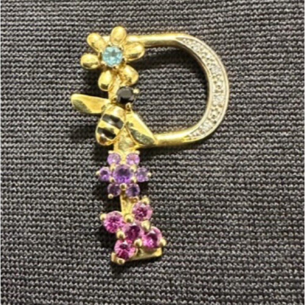 STS 925 India Mutli-Gemstone/Bumble Bee Letter P Pendant